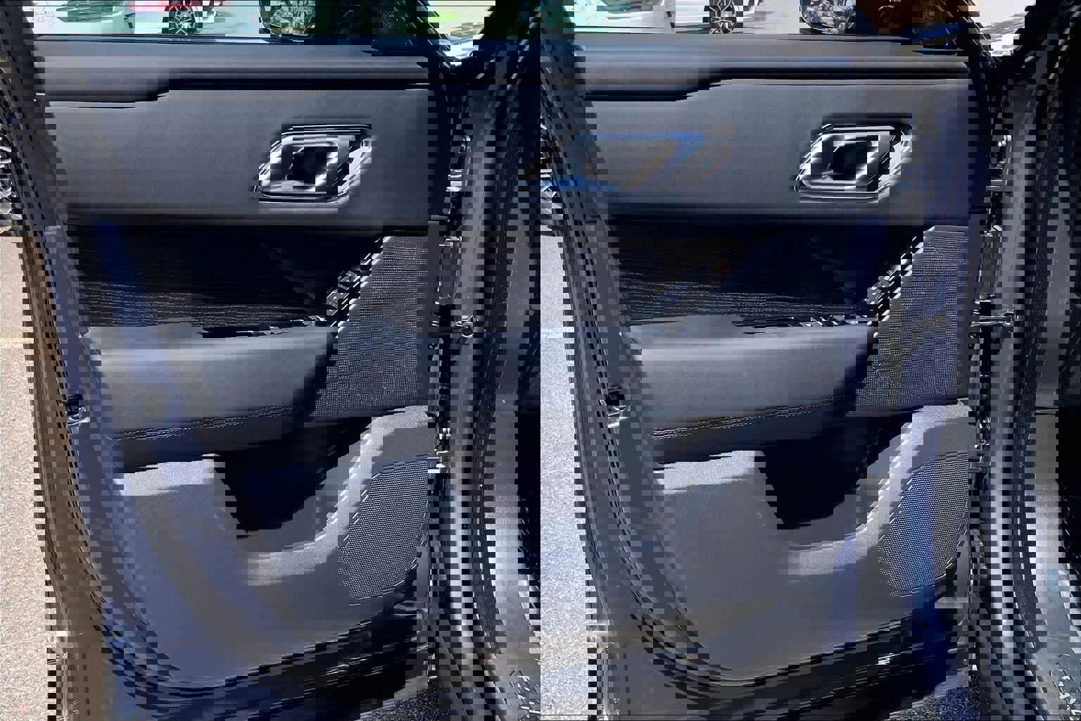 Used 2026 Land Rover Range Rover Velar Dynamic SE image 21