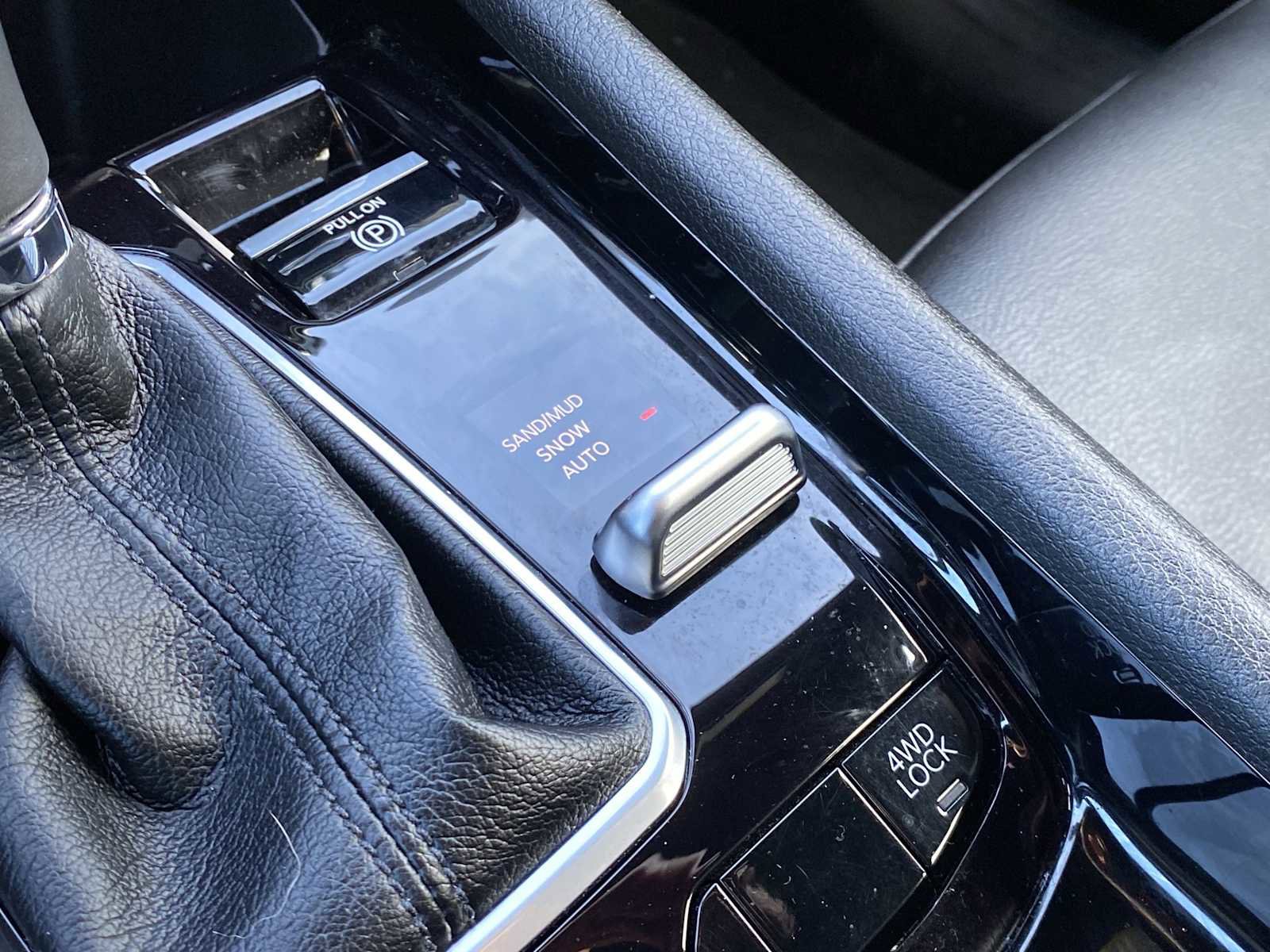 Certified 2025 Jeep Compass Latitude w/ Altitude Special Edition image 27