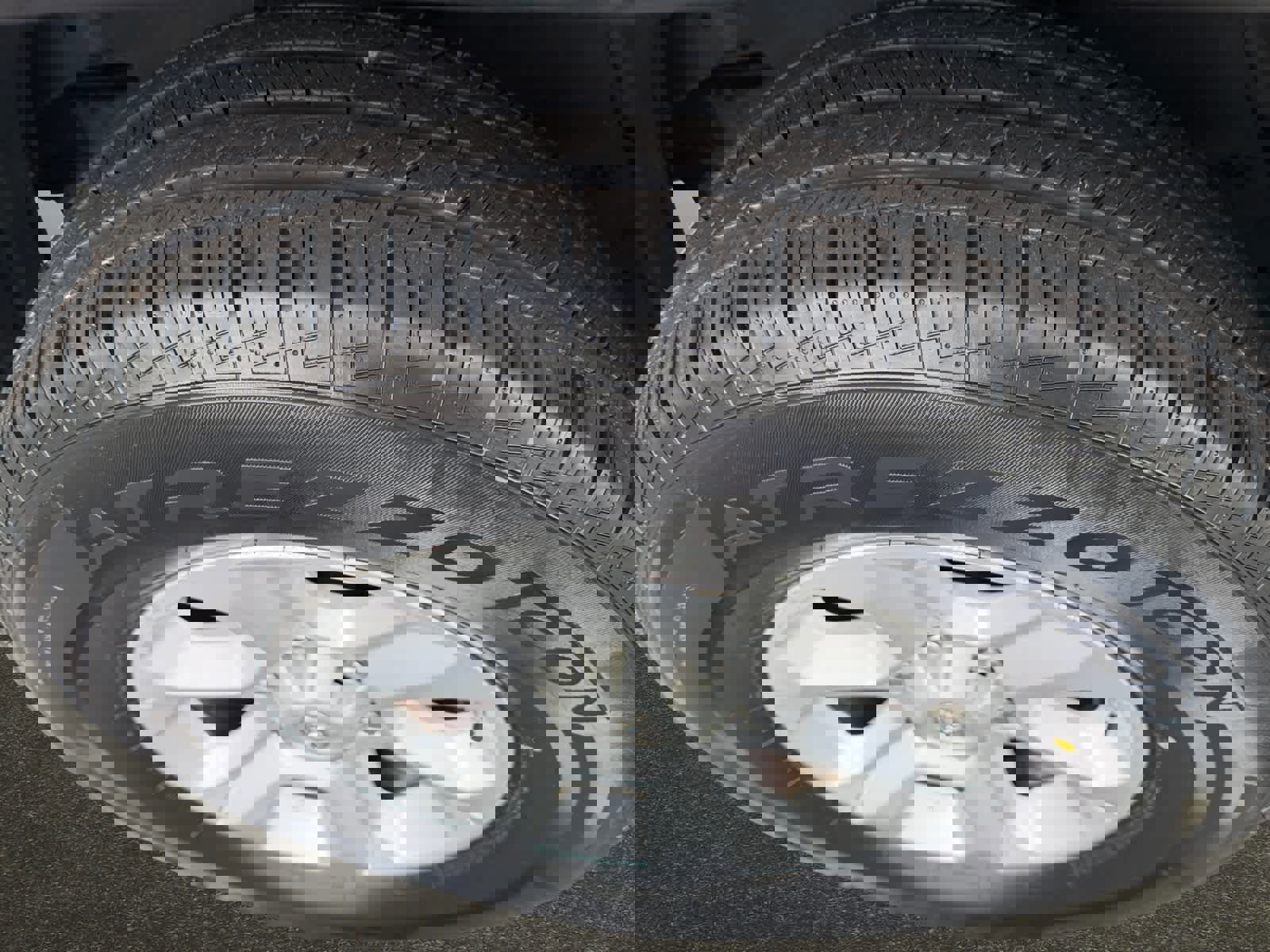 Used 2020 Toyota 4Runner SR5 Premium image 9