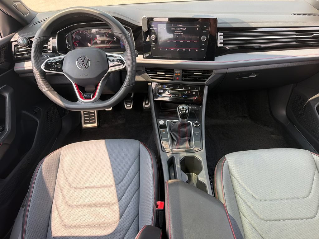 Certified 2025 Volkswagen Jetta GLI Autobahn FWD image 20