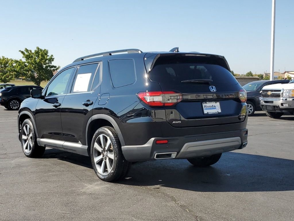 Used 2023 Honda Pilot Elite image 5