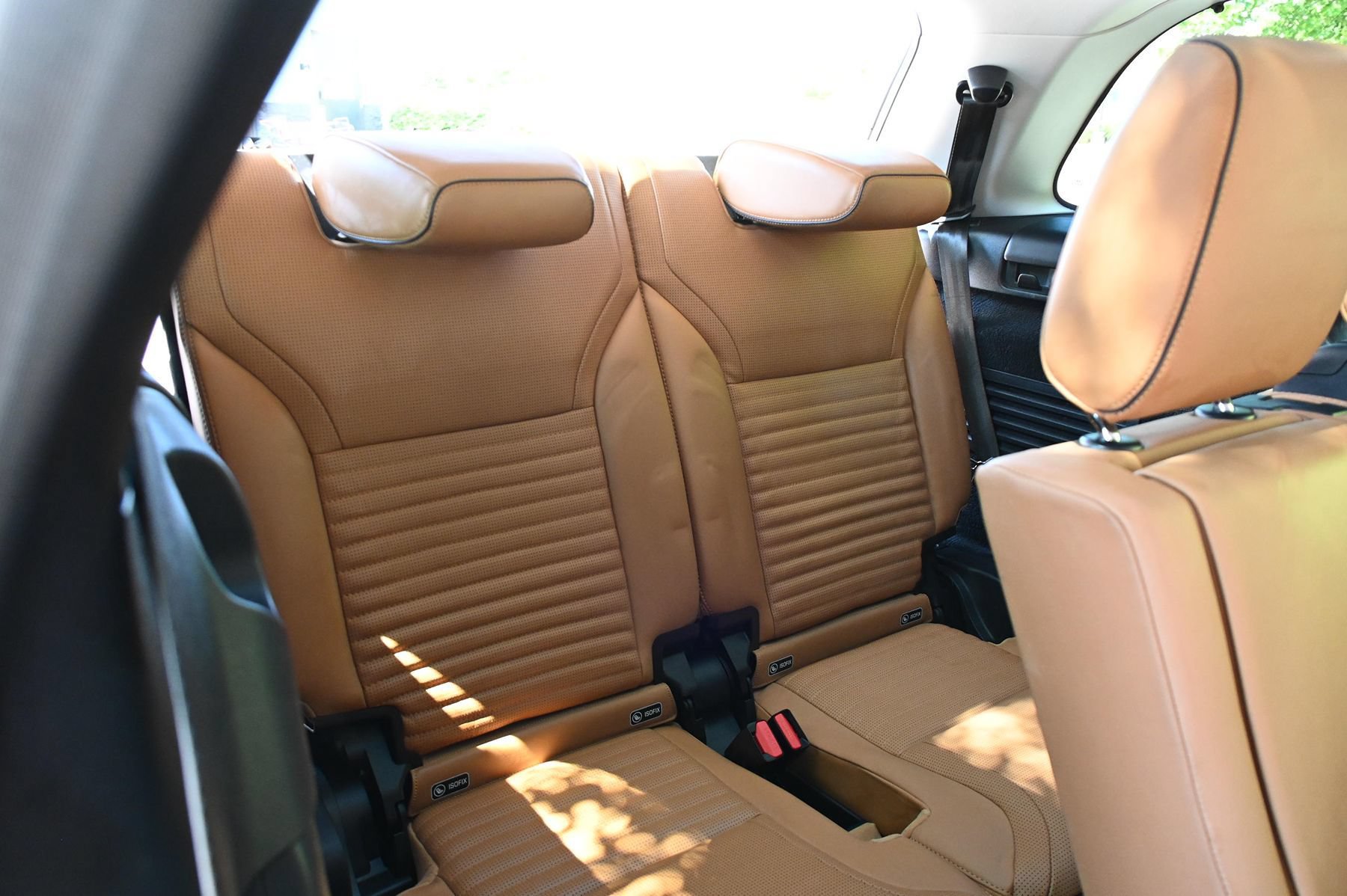 Used 2019 Land Rover Discovery HSE AWD/4WD image 18