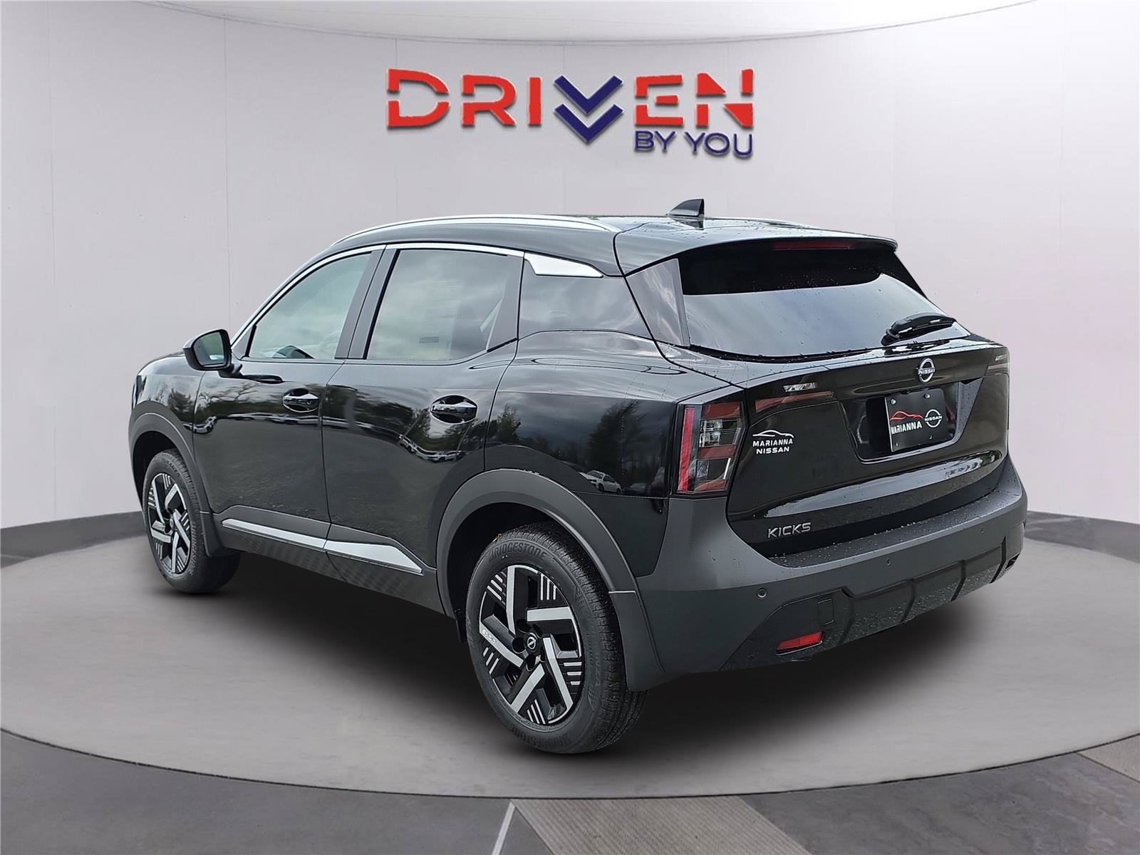 New 2026 Nissan Kicks SV w/ SV Premium Package FWD image 7