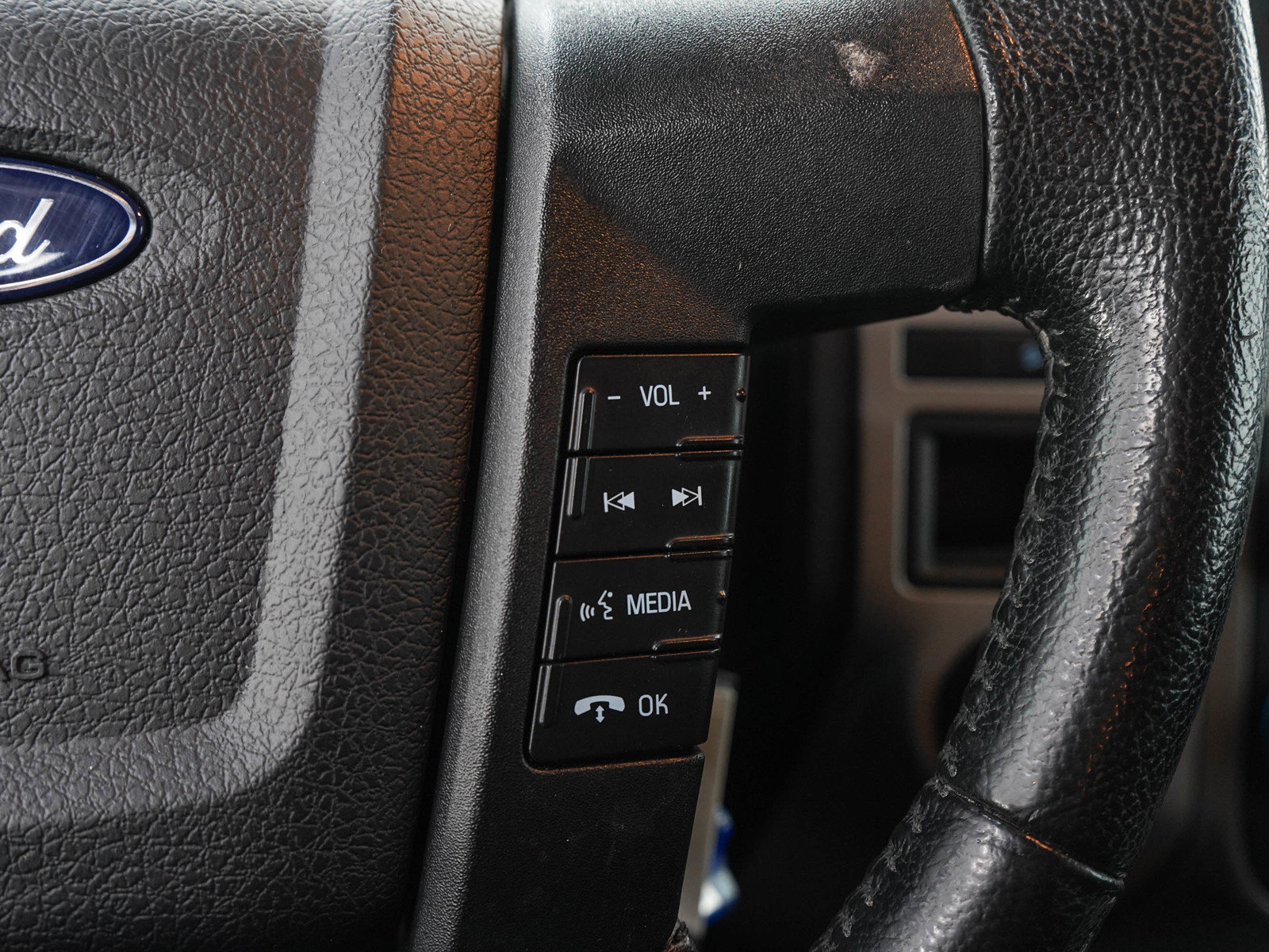 Used 2017 Ford Expedition EL XLT AWD/4WD image 26
