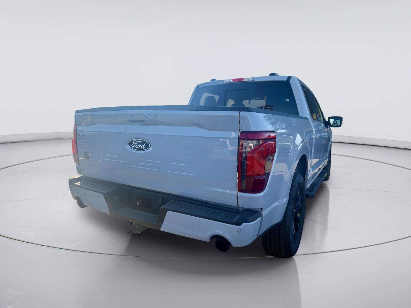 Used 2026 Ford F150 XLT w/ Equipment Group 302A MID RWD image 3
