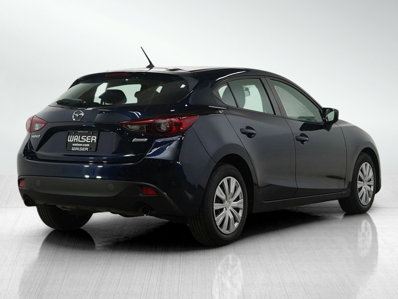 Used 2015 MAZDA MAZDA3 i Sport image 5