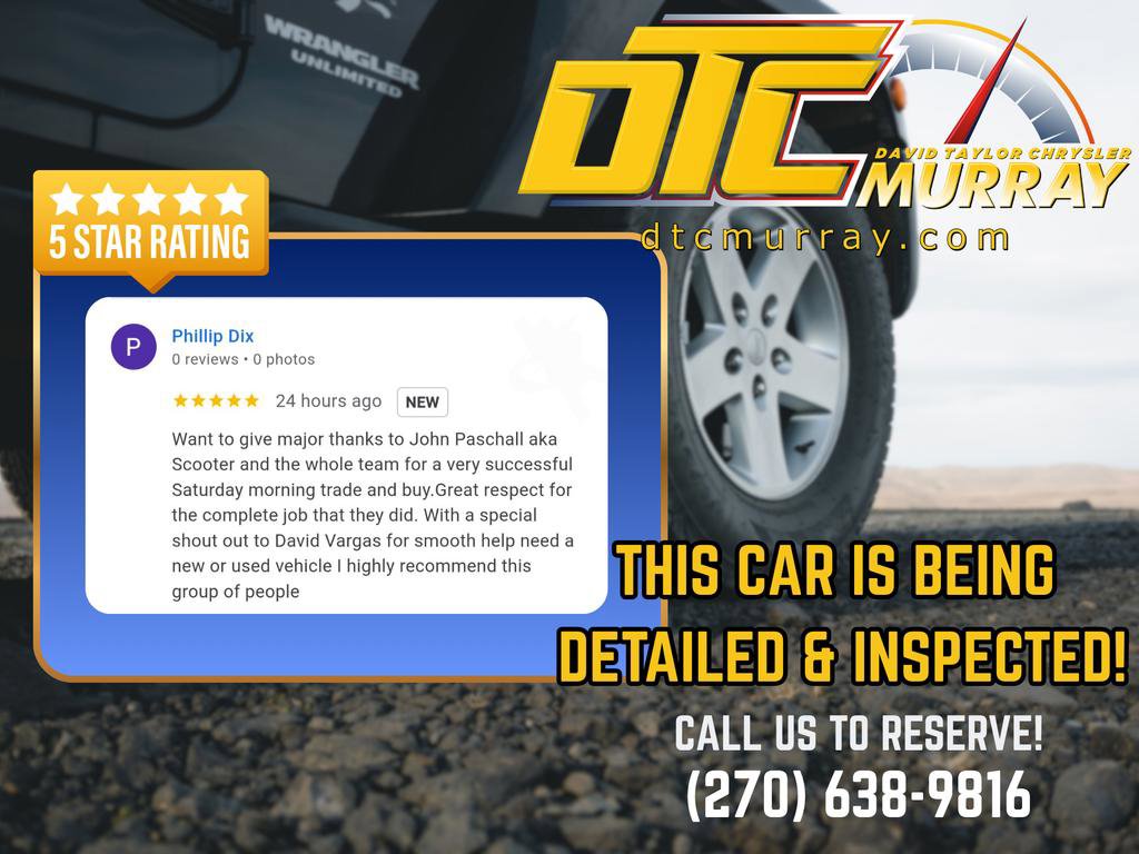 Used 2022 Chevrolet Equinox RS w/ RS Leather Package image 3