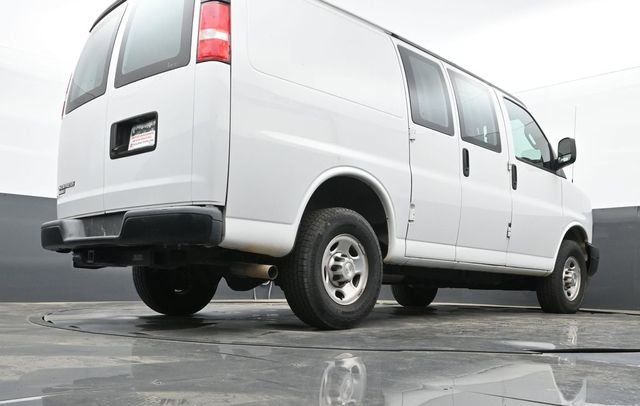 Used 2020 Chevrolet Express 2500 w/ Driver Convenience Package image 11
