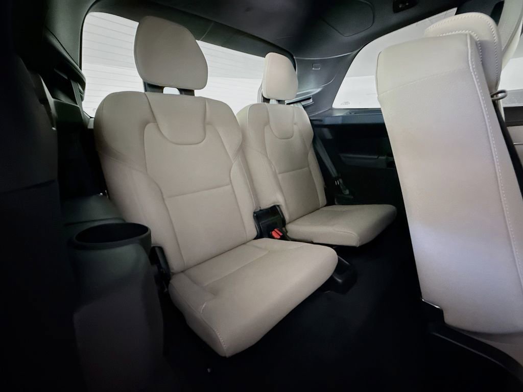 New 2026 Volvo XC90 T8 Plus w/ Protection Package Premier AWD/4WD image 29