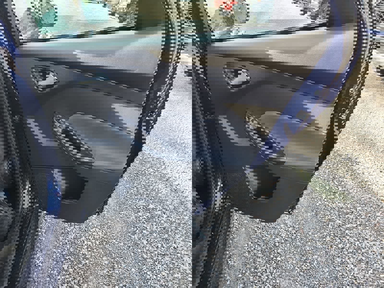 Used 2017 Ford Focus ST image 24