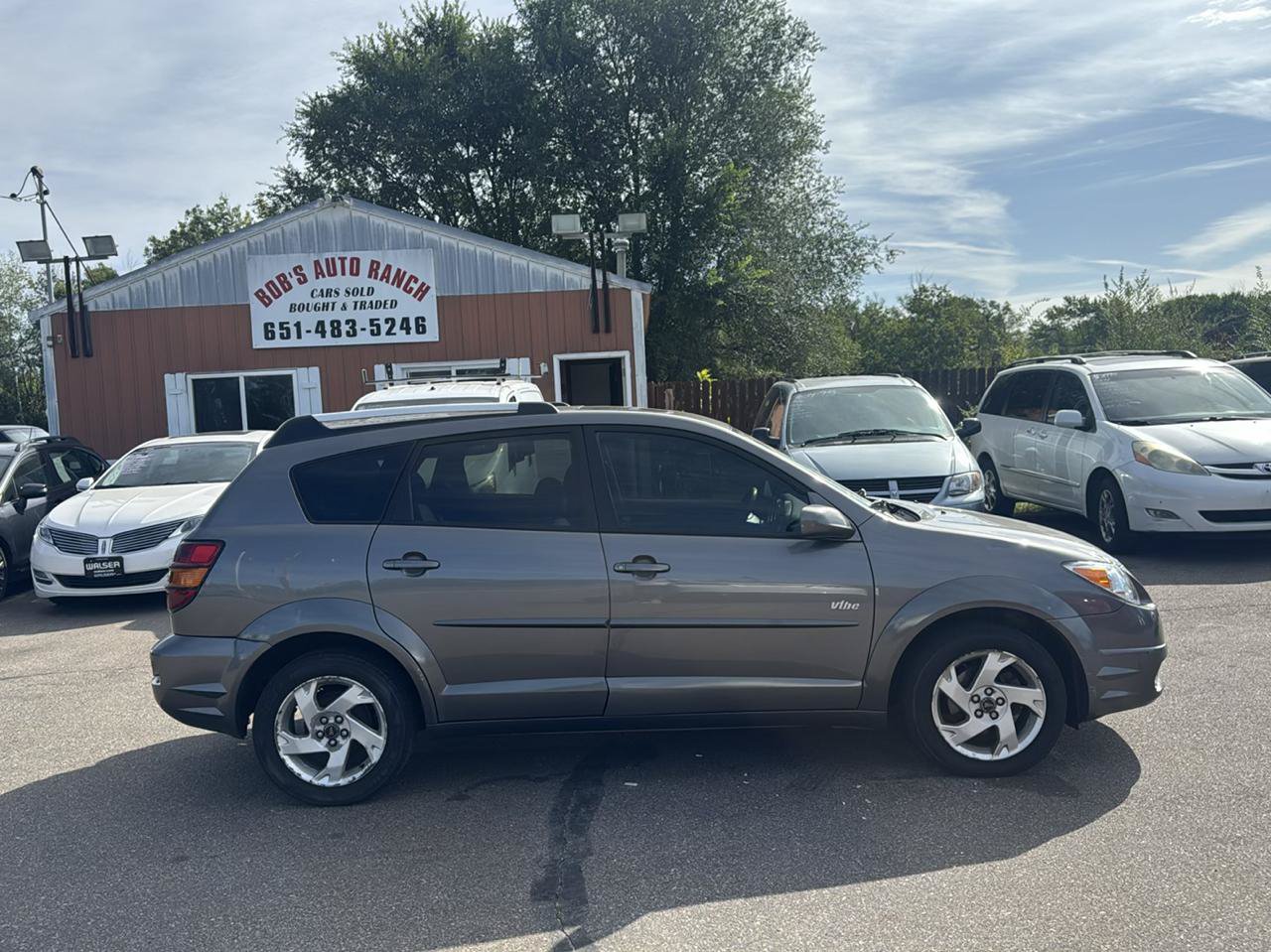 Used 2005 Pontiac Vibe AWD w/ Power Group Value Package image 4