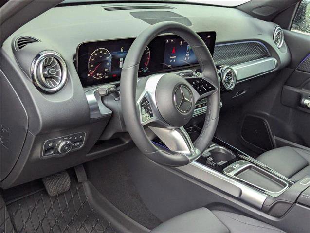 New 2025 Mercedes-Benz GLB 250 image 3