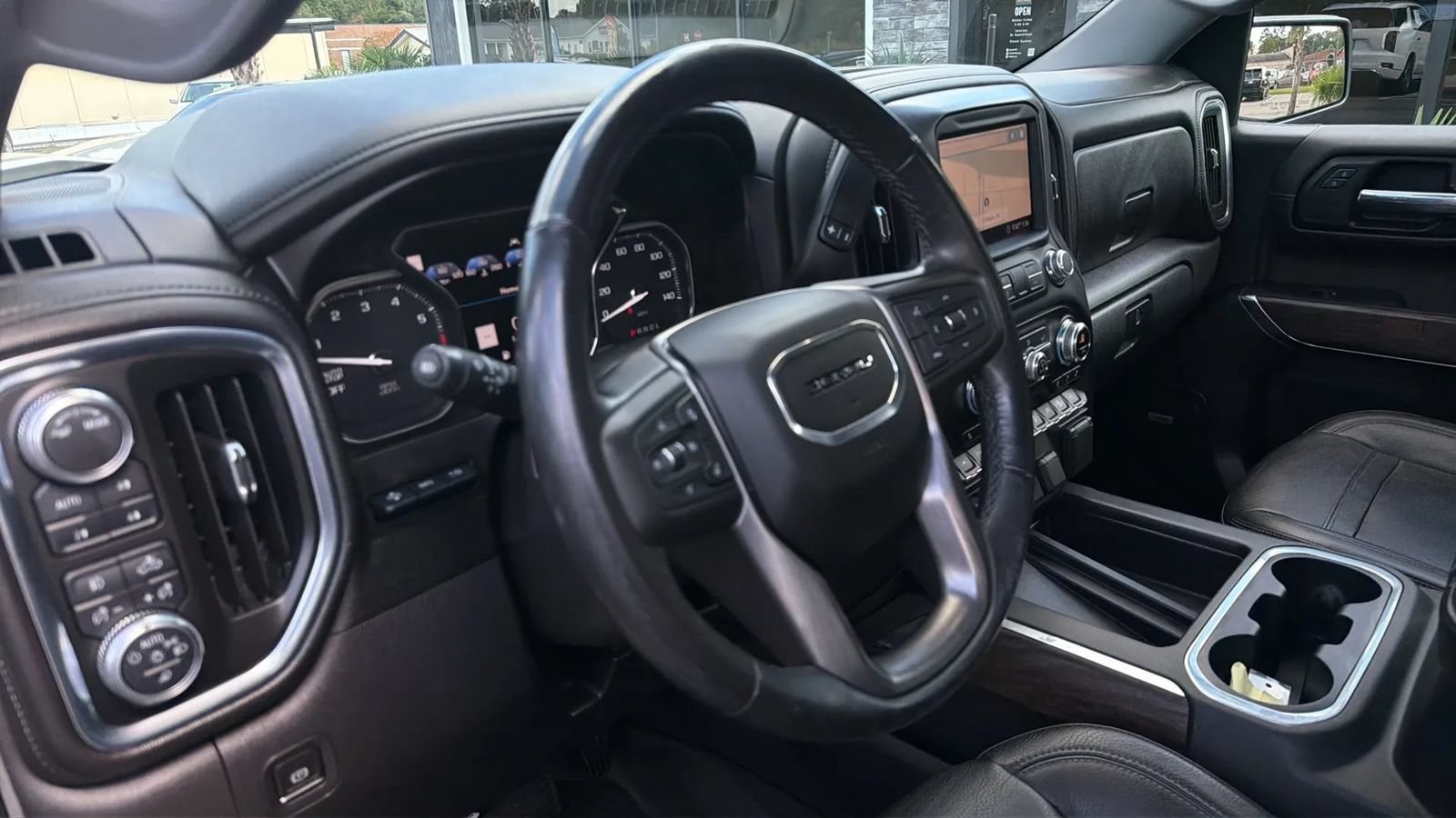 Used 2020 GMC Sierra 1500 Denali w/ Denali Ultimate Package AWD/4WD image 9