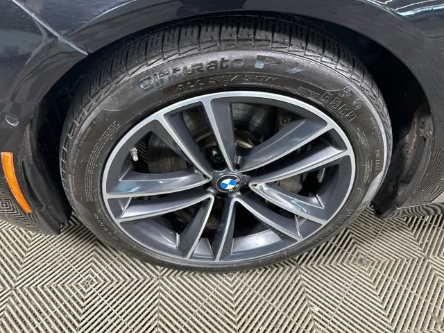 Used 2021 BMW 750i xDrive image 10