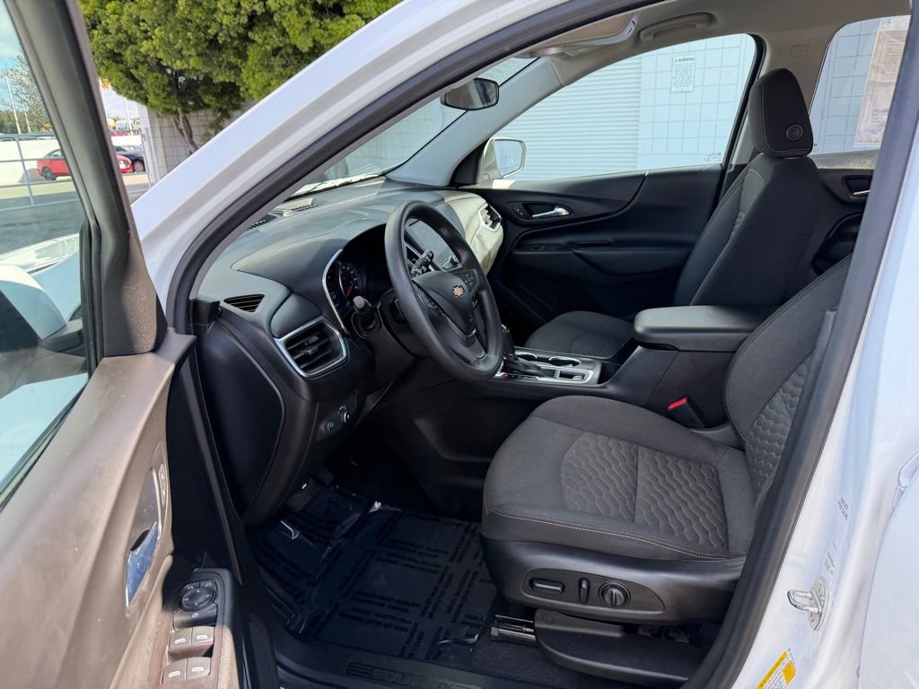 Used 2021 Chevrolet Equinox LT image 17