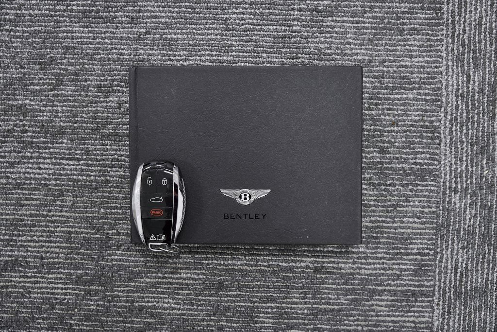 Used 2023 Bentley Bentayga Extended Wheelbase AWD/4WD image 87