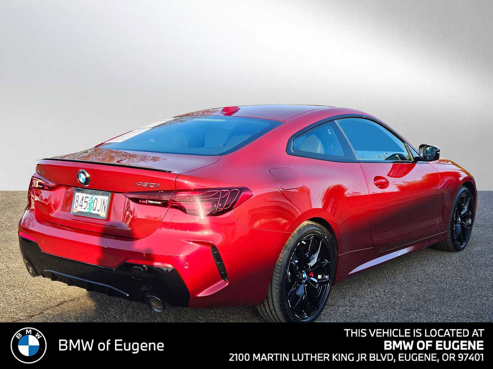 Used 2025 BMW 430i xDrive Coupe w/ M Sport Package image 3