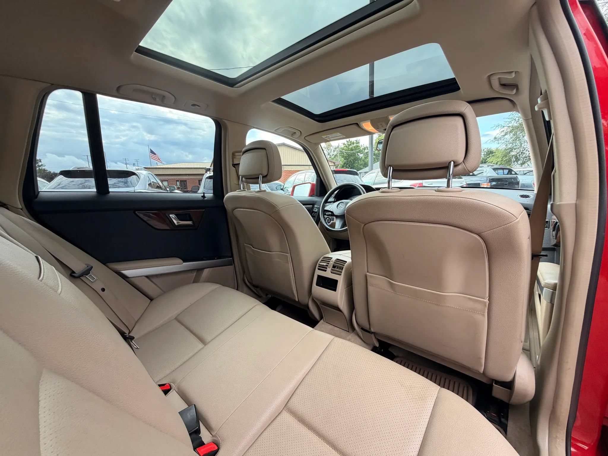 Used 2011 Mercedes-Benz GLK 350 4MATIC image 23