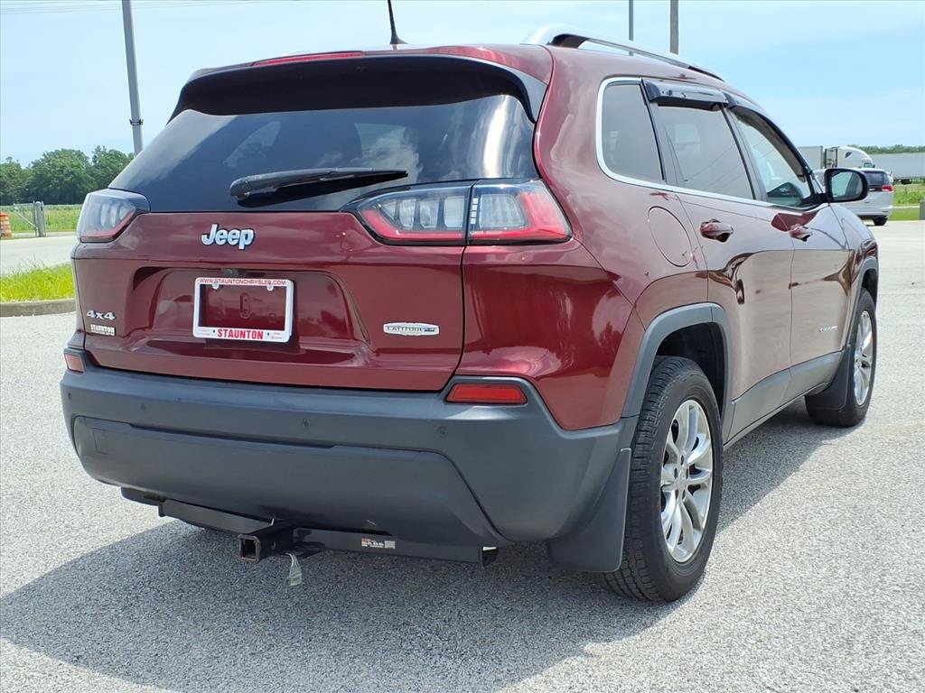 Used 2019 Jeep Cherokee Latitude Plus w/ Comfort/Convenience Group AWD/4WD image 2