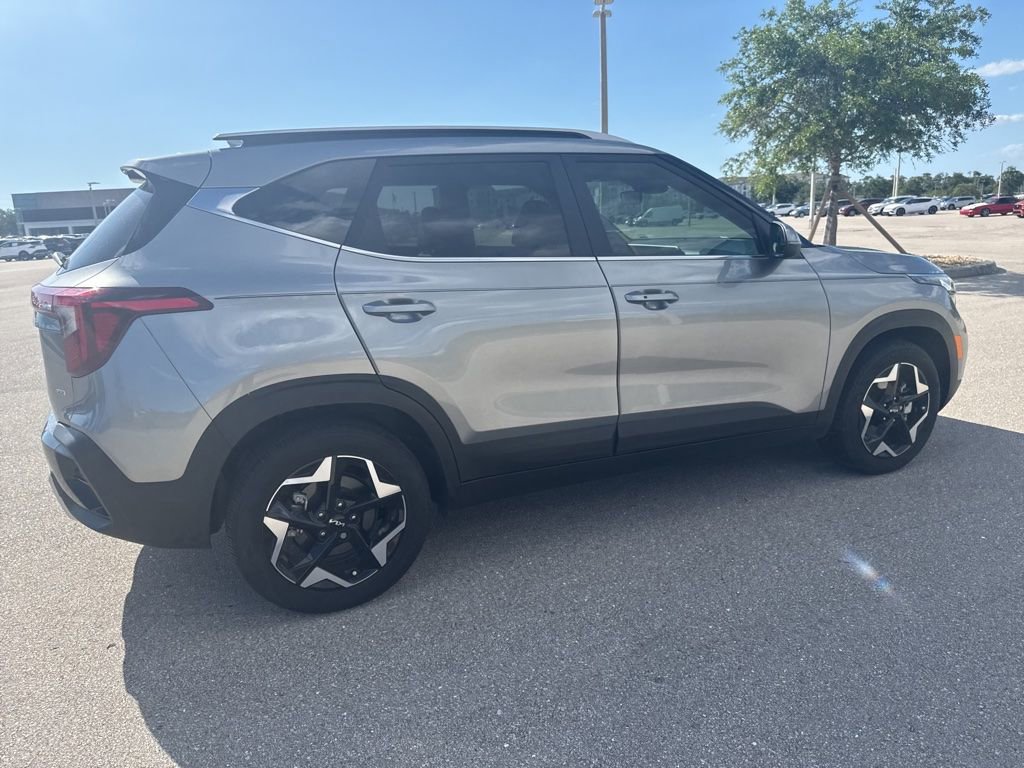 Certified 2024 Kia Seltos EX AWD/4WD image 8