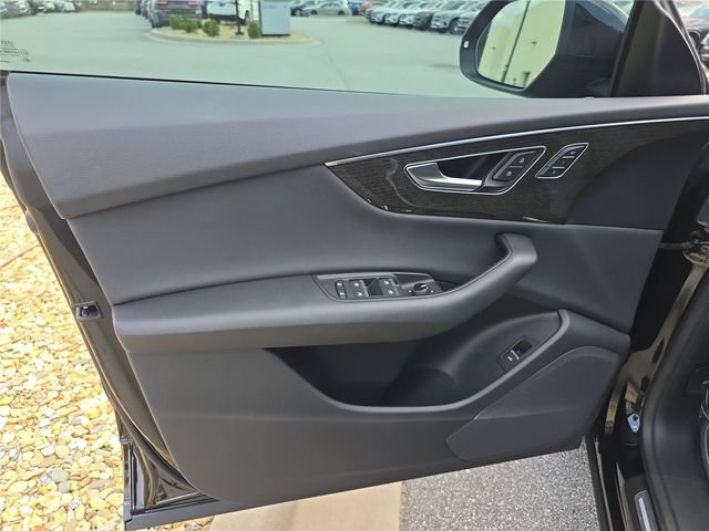 Used 2022 Audi Q8 Premium AWD/4WD image 19