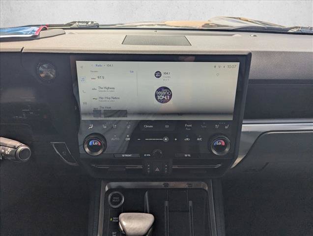 Used 2025 Lexus GX 550 w/ Accessory Package (Z1) AWD/4WD image 11