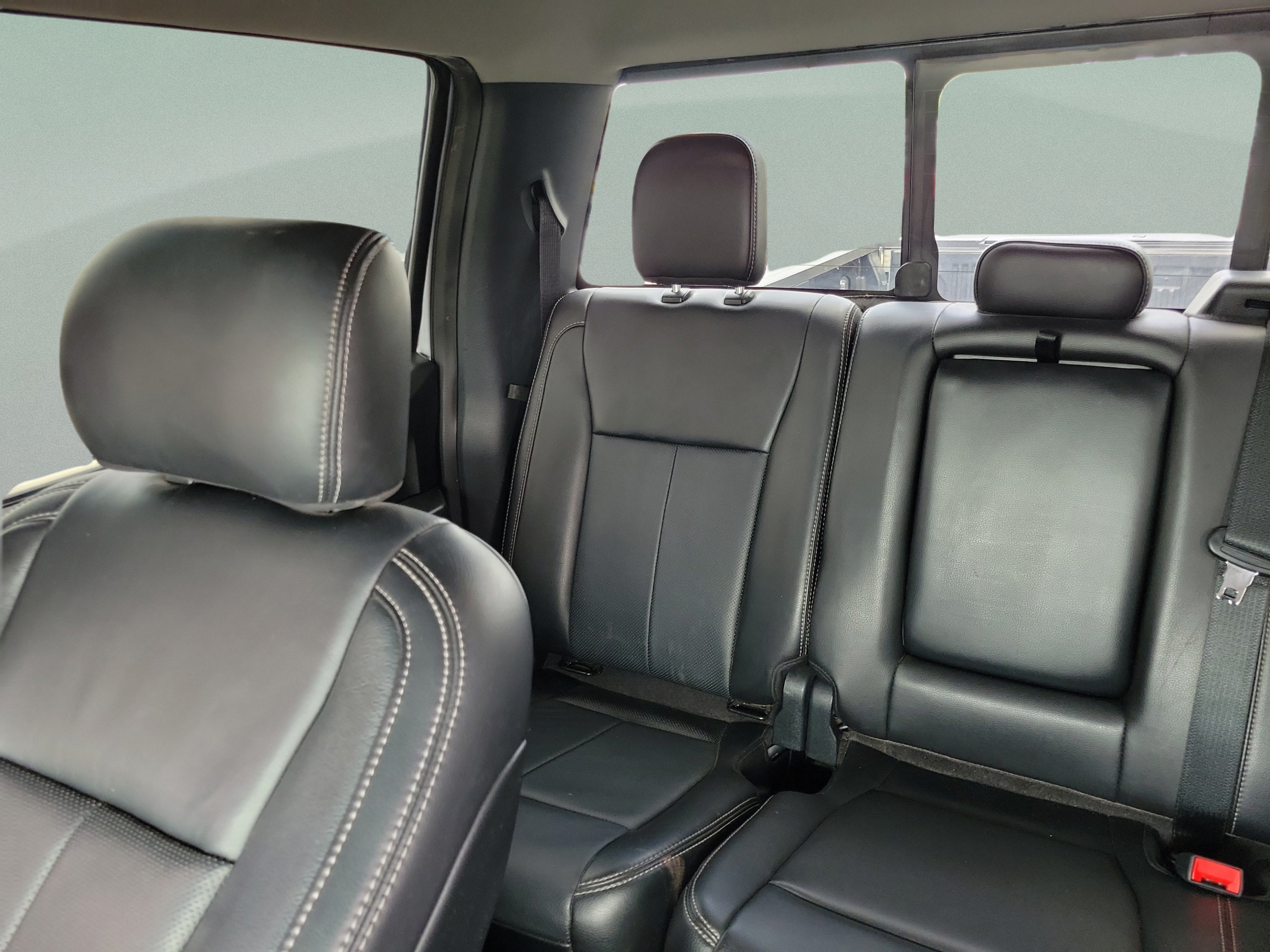 Used 2020 Ford F250 Lariat w/ Lariat Value Package AWD/4WD image 8