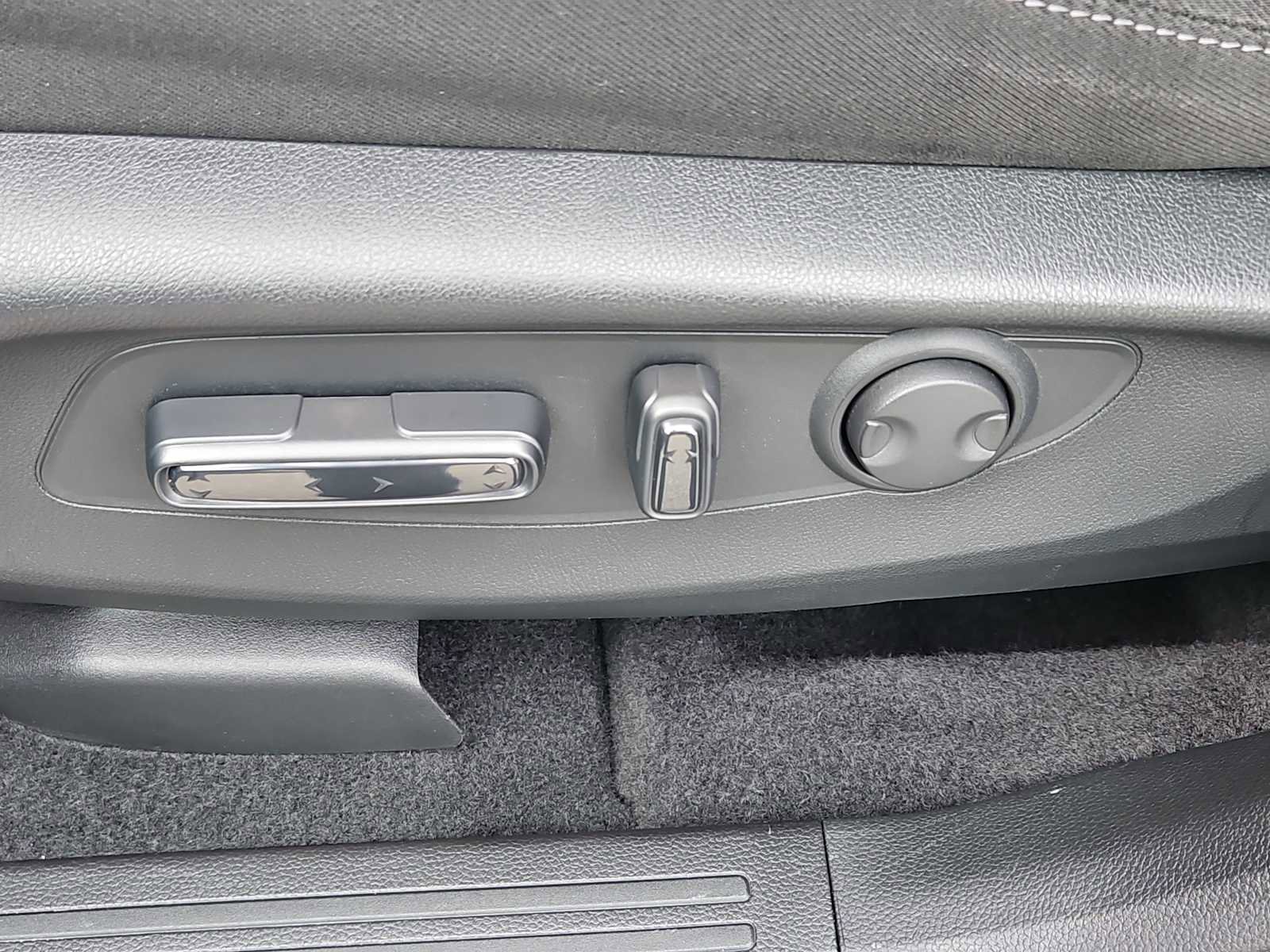 Certified 2024 Honda CR-V EX image 13