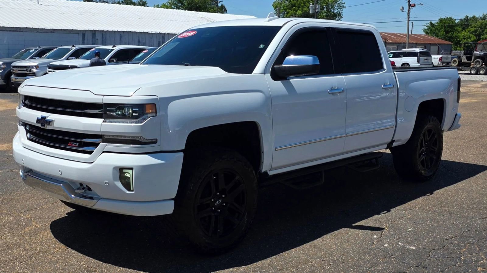 Used 2018 Chevrolet Silverado 1500 LTZ Z71 w/ LTZ Plus Package AWD/4WD image 6