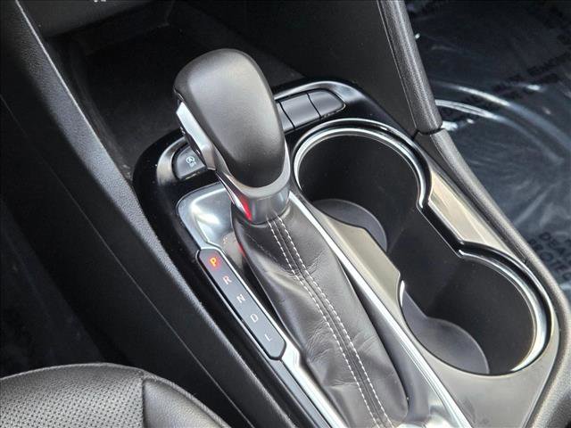 Used 2024 Buick Encore GX Sport Touring image 12