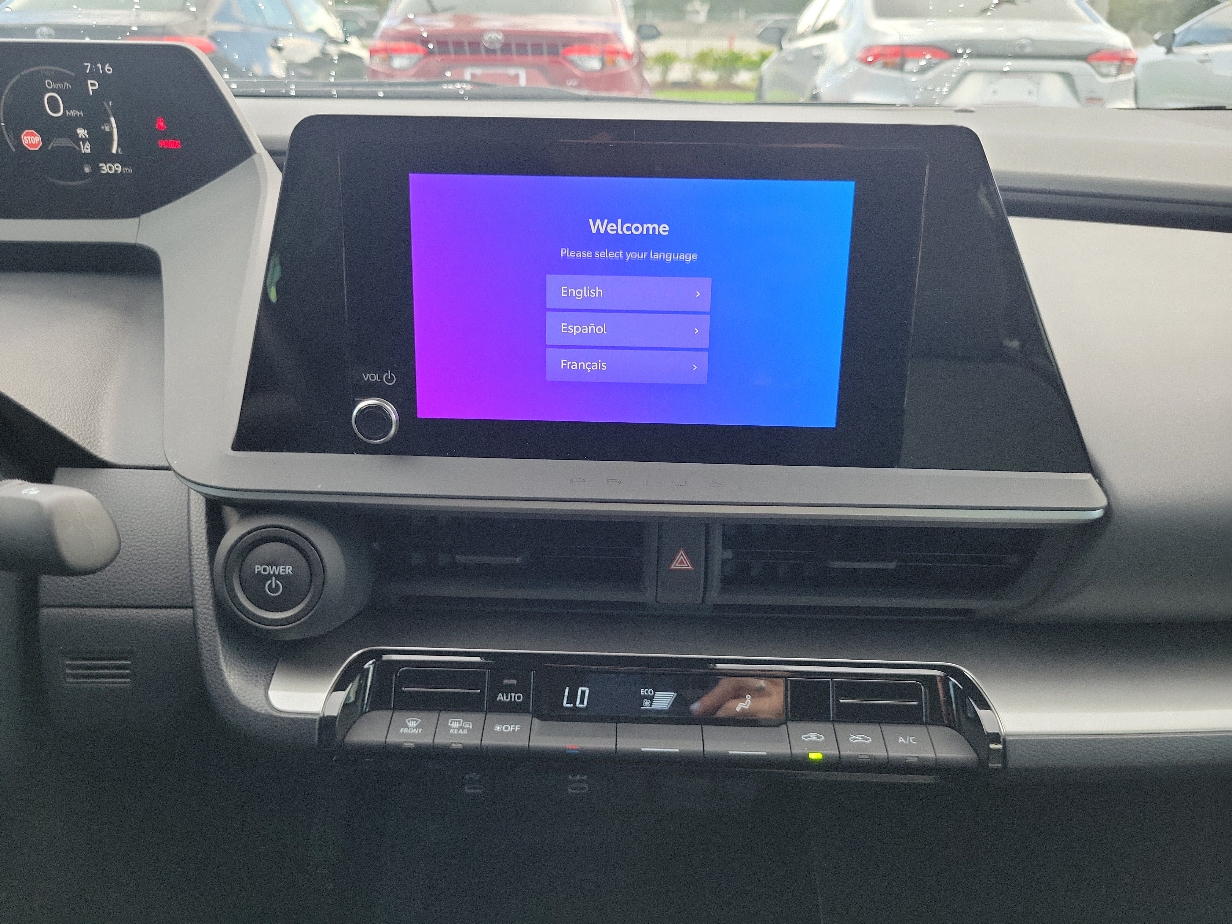 Used 2025 Toyota Prius LE FWD image 26