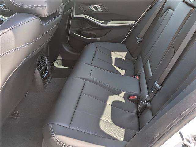 New 2026 BMW 330i xDrive Sedan w/ M Sport Package AWD/4WD image 17