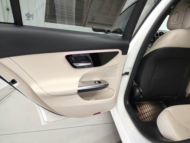 Used 2023 Mercedes-Benz C 300 4MATIC Sedan image 33