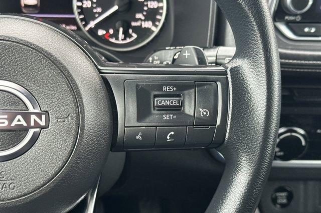 Used 2024 Nissan Rogue S image 28