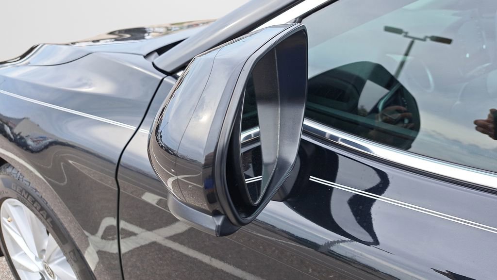 Used 2022 Toyota Camry LE image 11