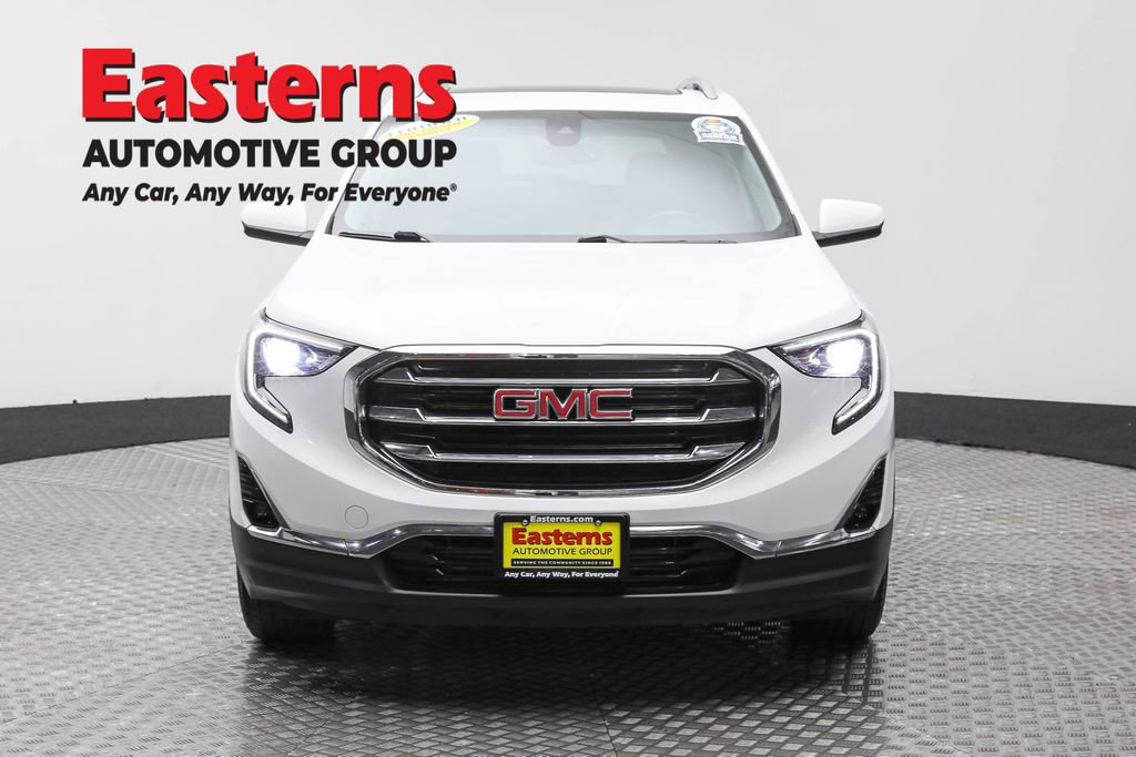 Used 2021 GMC Terrain SLT w/ Infotainment Package II AWD/4WD image 2