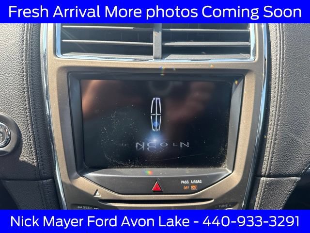 Used 2013 Lincoln MKX AWD image 16