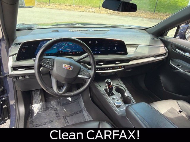 Used 2025 Cadillac XT4 Premium Luxury AWD/4WD image 16