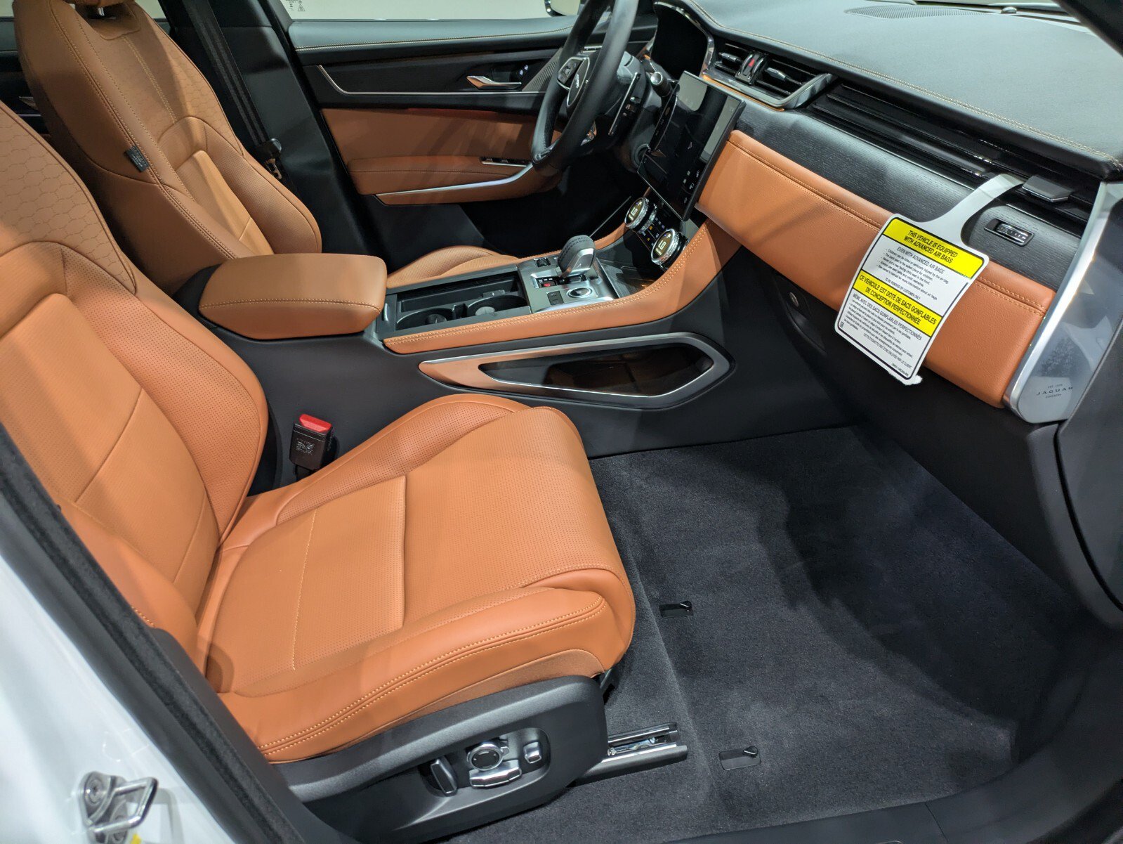 New 2026 Jaguar F-PACE R-Dynamic S AWD/4WD image 24