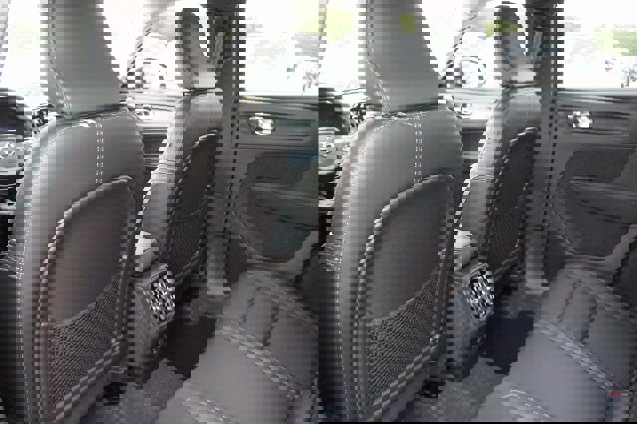 New 2026 Volvo XC40 B5 Plus w/ Protection Package Premier image 22