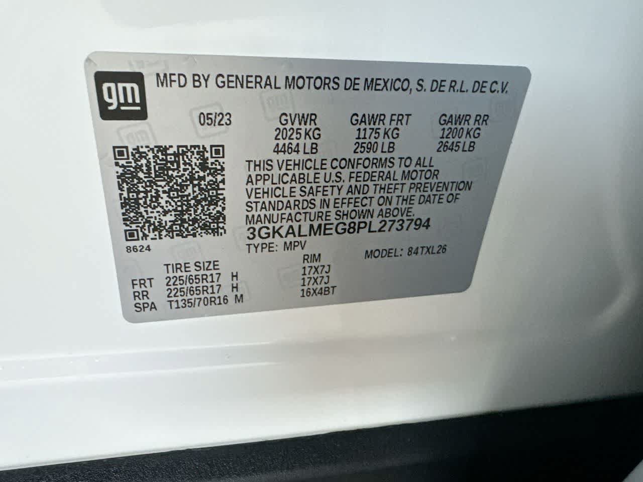 Used 2023 GMC Terrain SLE w/ Driver Convenience Package FWD image 29