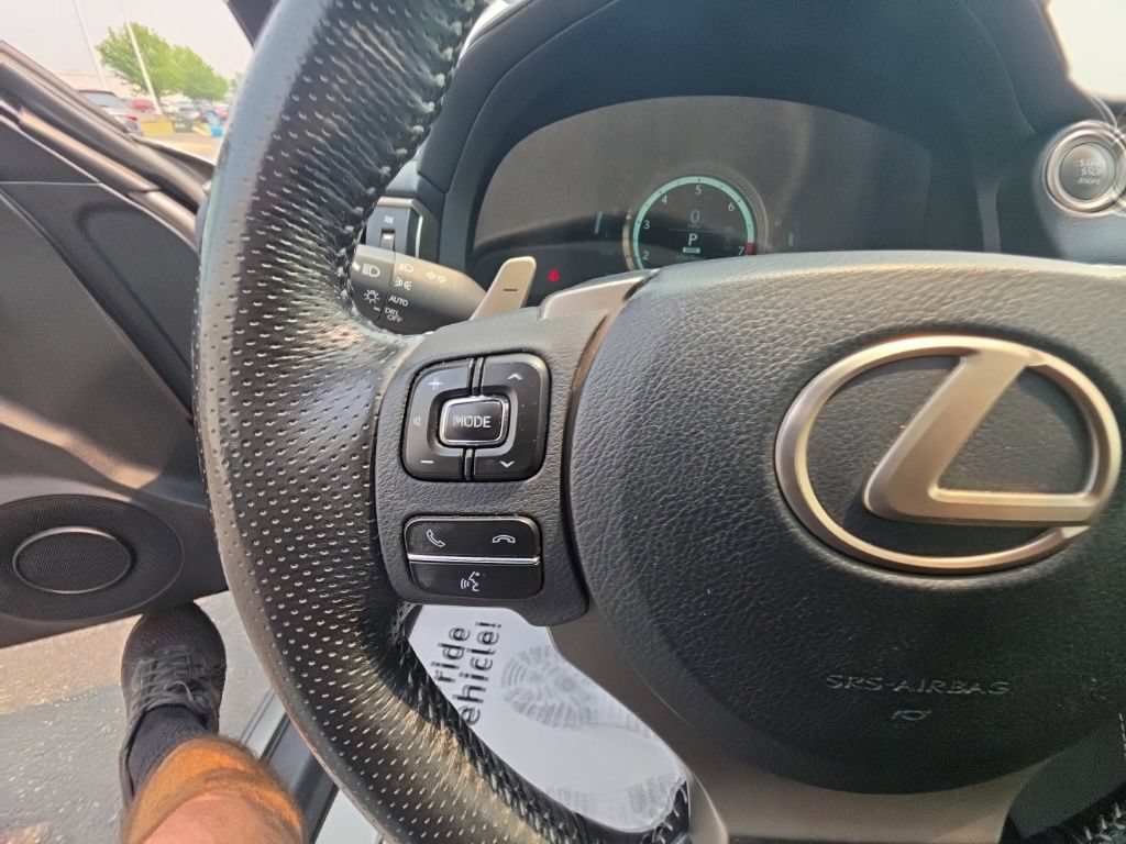 Used 2019 Lexus IS 300 F Sport AWD/4WD image 18