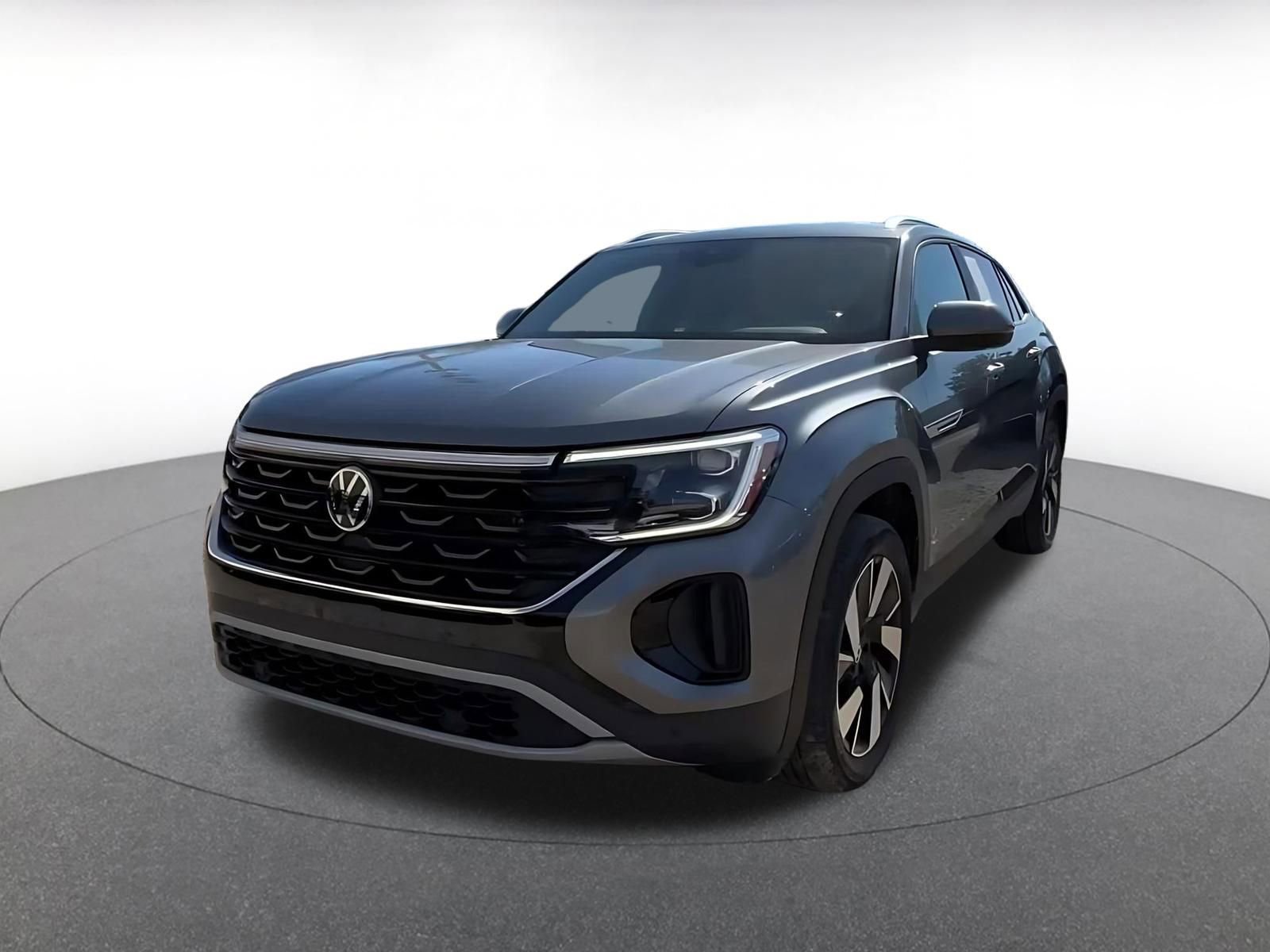 Used 2025 Volkswagen Atlas Cross Sport SE image 7