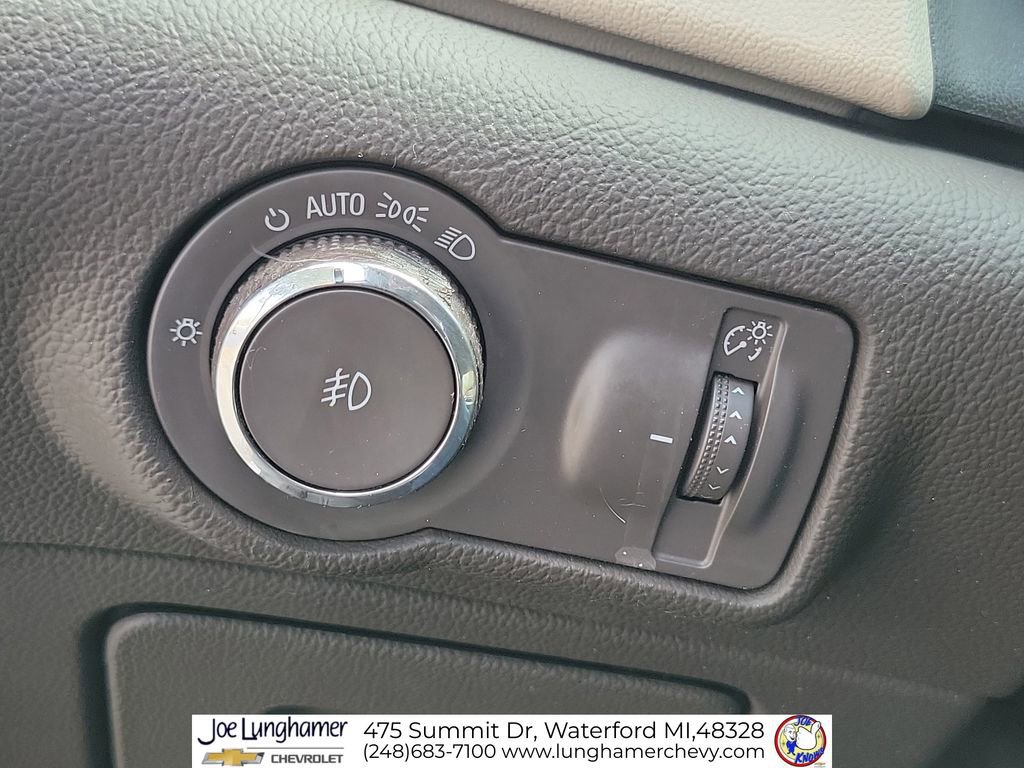 Used 2013 Buick Verano Leather FWD image 17