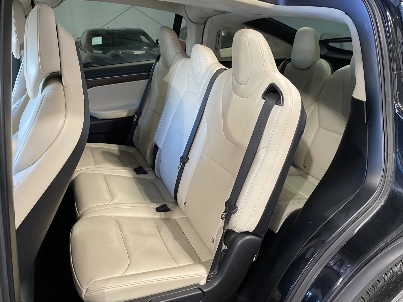 Used 2017 Tesla Model X 75D AWD/4WD image 9