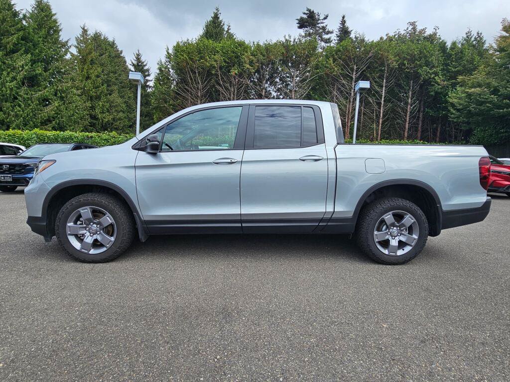 Certified 2025 Honda Ridgeline TrailSport image 4