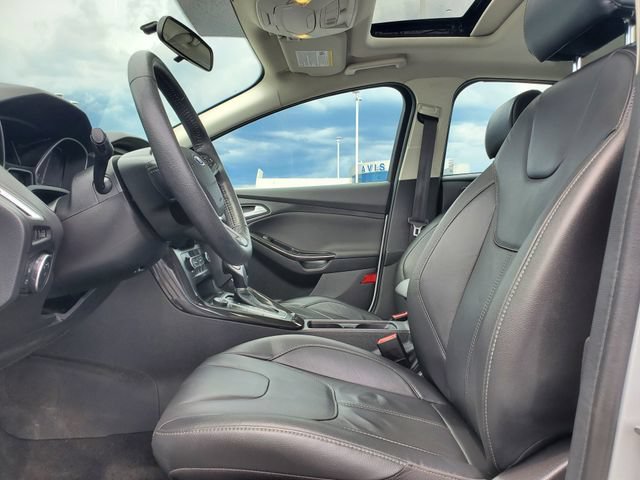 Used 2018 Ford Focus Titanium FWD image 5