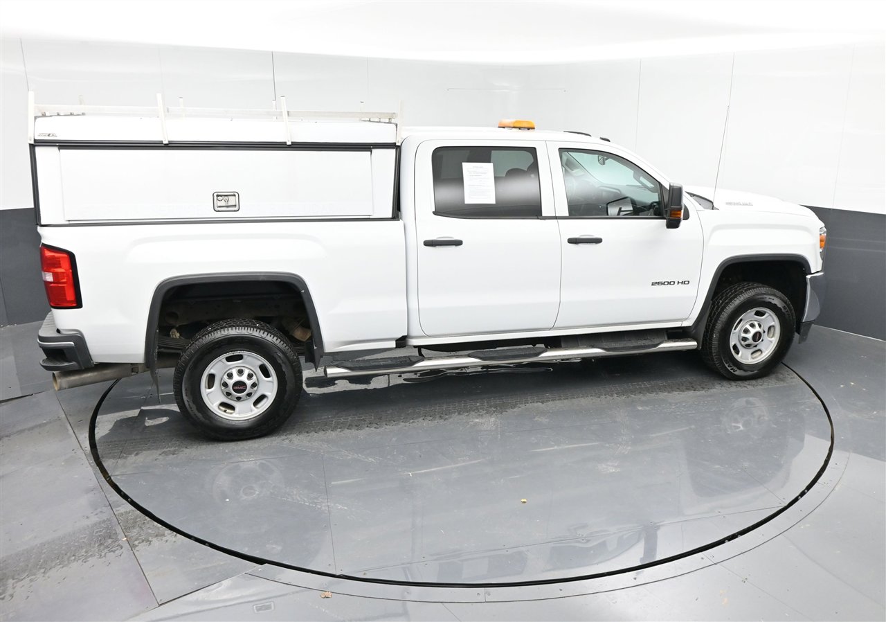 Used 2018 GMC Sierra 2500 2WD Crew Cab w/ Sierra Convenience Package image 25