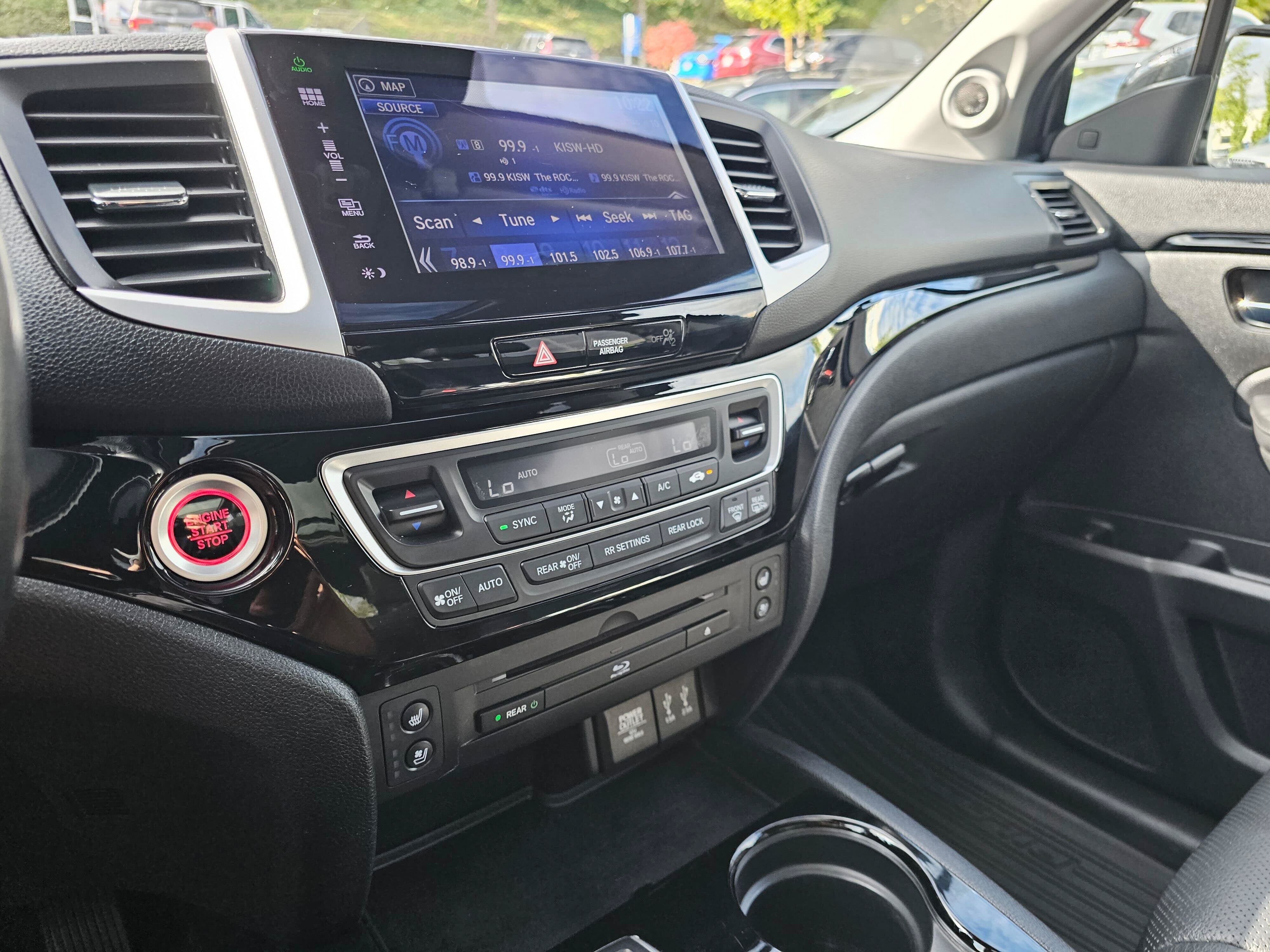 Used 2016 Honda Pilot Elite image 29