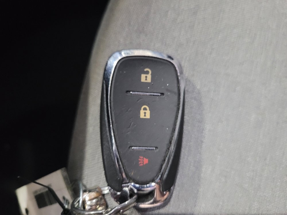 Used 2023 Chevrolet Equinox LS AWD/4WD image 32